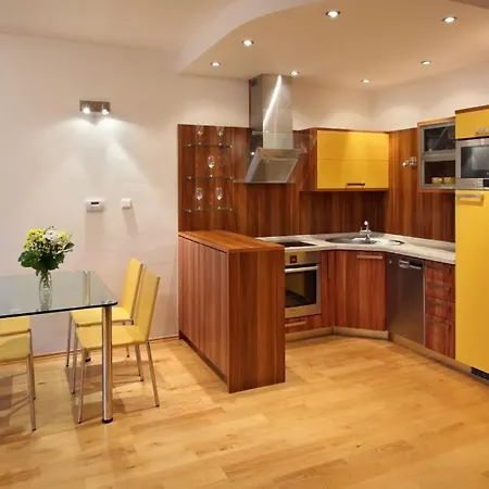 Apartmany Celadna 아파트
